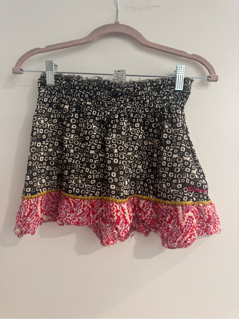 Y2K Billabong Black Printed Mini Skirt with Pink Ruffle size small